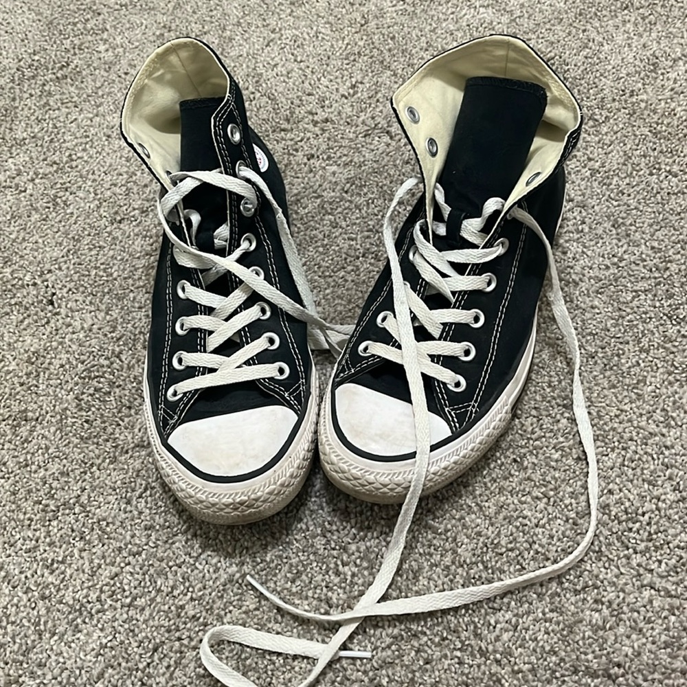 Women’s black high top converse